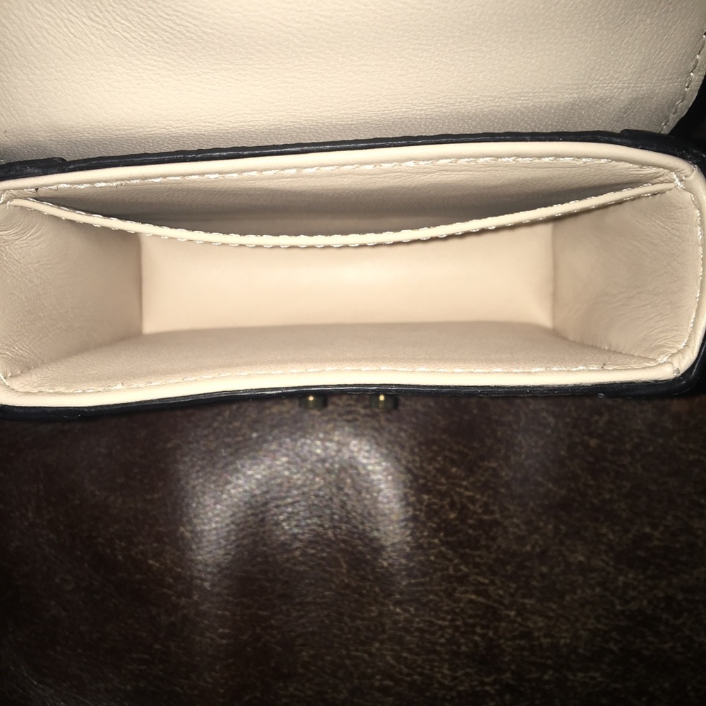 Louis Vuitton Mini Essential Trunk - Picture 6 of 8